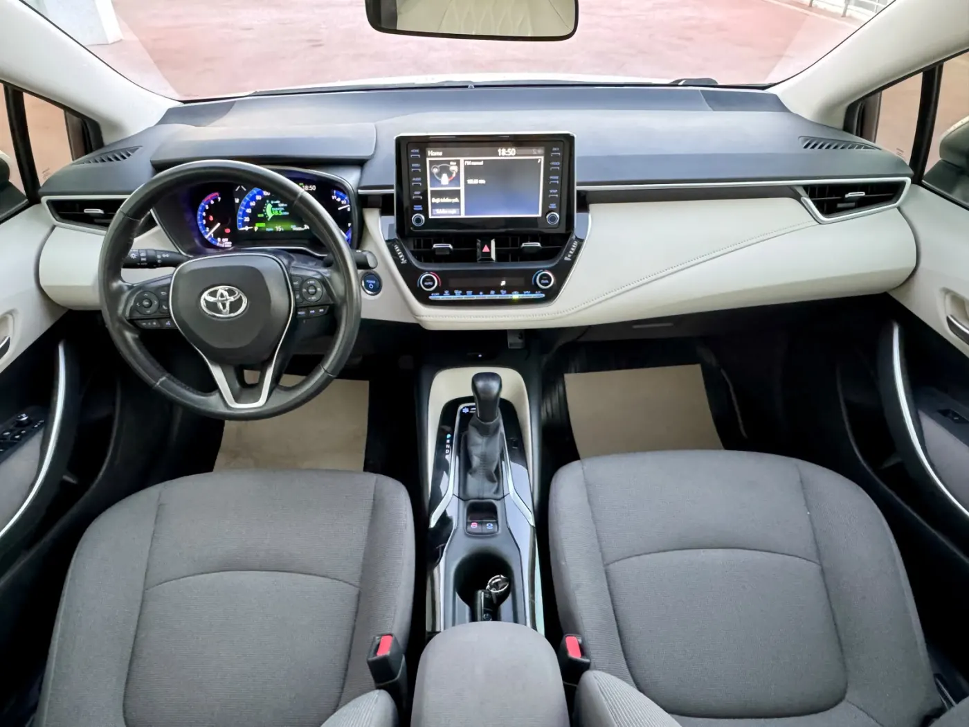SERVİS GARANTİLİ 94BINDE 2020 MODEL COROLLA HYBRID HATASIZ görsel 3