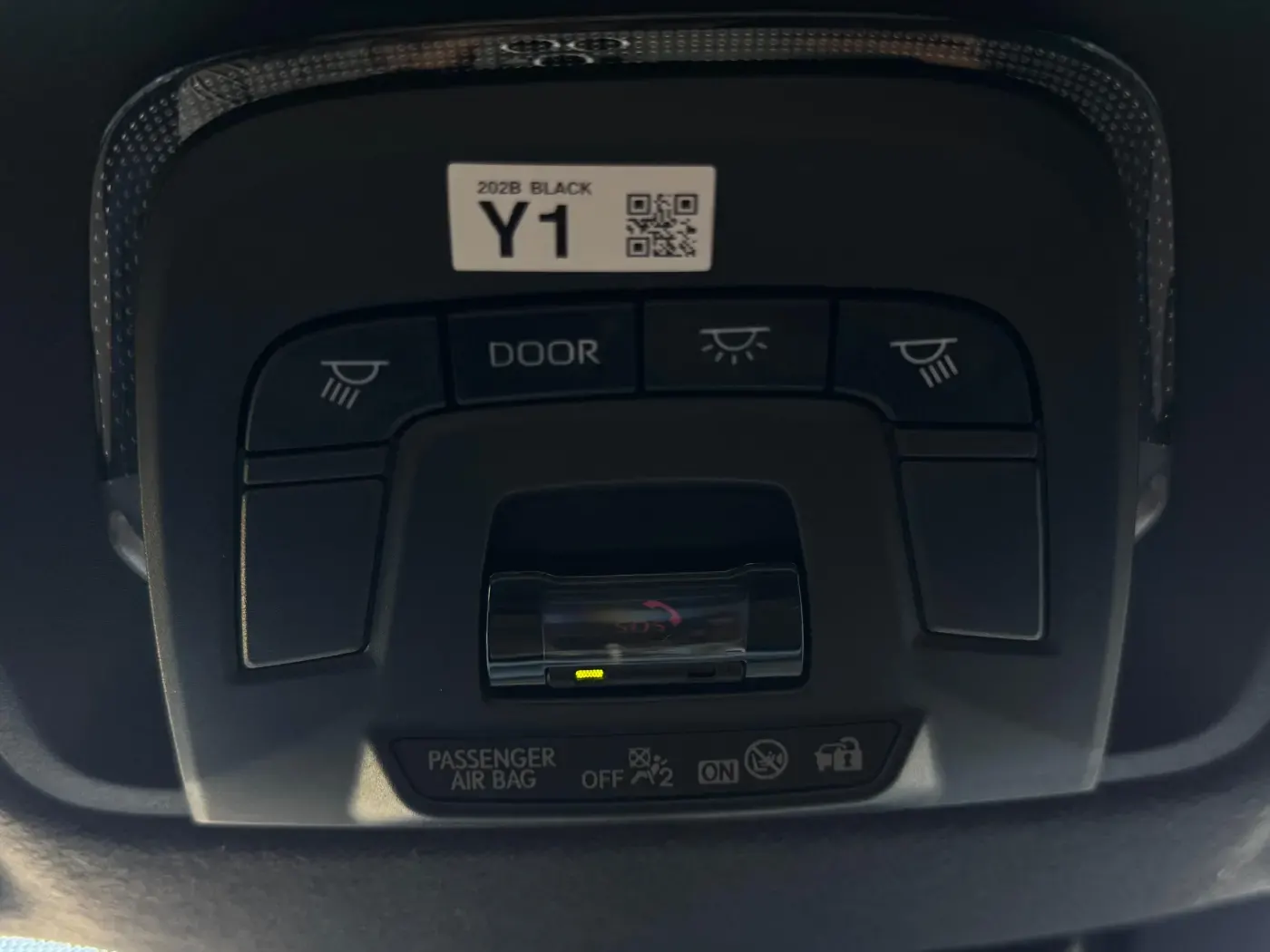 7BIN'DE 2024 MODEL TOYOTA C-HR HYBRID CAM TAVAN KÖR NOKTA HATASIZ görsel 3